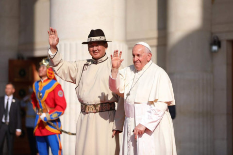 Гэгээн Ширээт Улсын төрийн тэргүүн Пап Францисын айлчлал эхэллээ