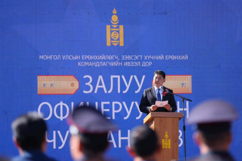 Монгол Улсын Ерөнхийлөгч У.Хүрэлсүх: Залуу офицеруудыг хөгжүүлж, нийгмийн хамгааллыг нь нэгдсэн бодлогоор шийдвэрлэх шаардлагатай