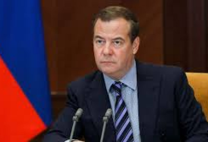 Дмитрий Медведев: Орос улс Сатаны эсрэг ариун дайн хийж байна