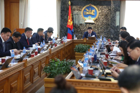 Соёл, спорт, эрүүл мэндийн салбарын албан хаагчдын цалинг боловсрол, шинжлэх ухааны салбарынхтай дүйцүүлэх арга хэмжээ авахыг Ерөнхий сайд үүрэг болгов Засгийн газрын хуралдаан  2023-05-17